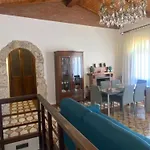 Superior Stone Tatil Evi *